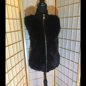 NWOT ANNE KLEIN- Blk/faux fur Vest. Sz M